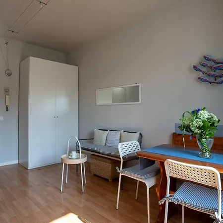 Apartment Lullaby House *